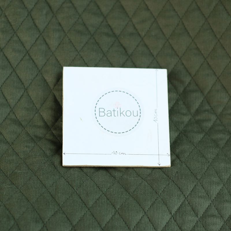Tissu matelassé velours milleraies coton organique vert kaki