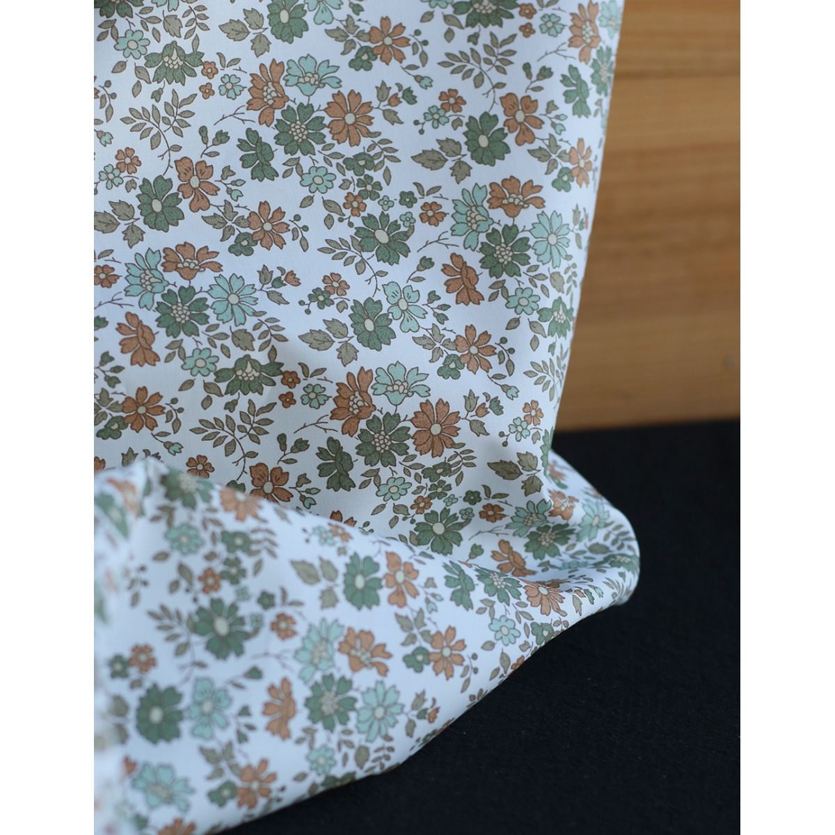 Liberty Popeline Capel Floret coloris A Liberty Popeline Capel Floret coloris A