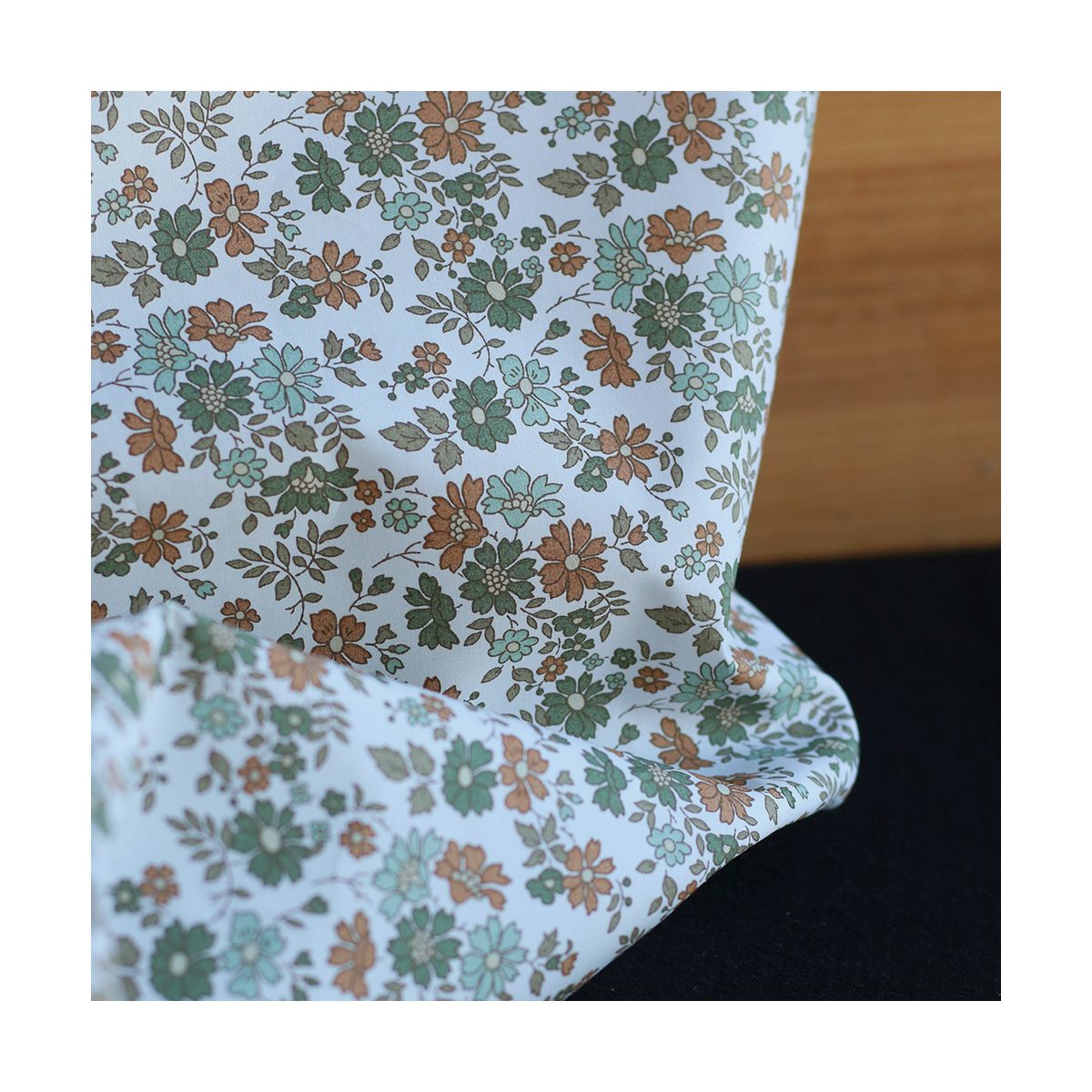 Liberty Popeline Capel Floret coloris A Liberty Popeline Capel Floret coloris A