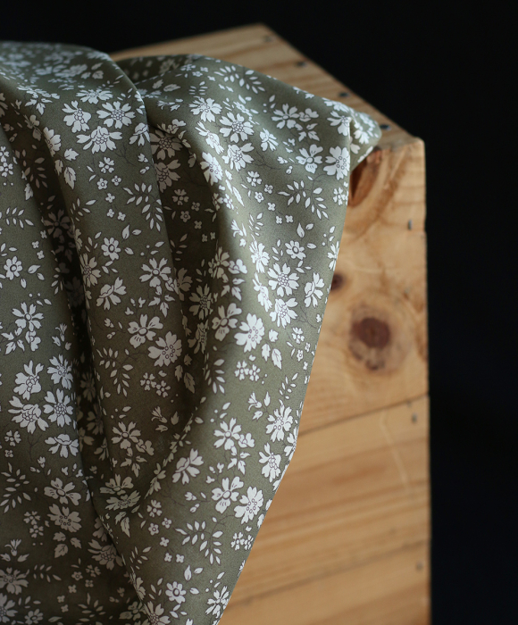 Liberty Tana Lawn® Capel kaki