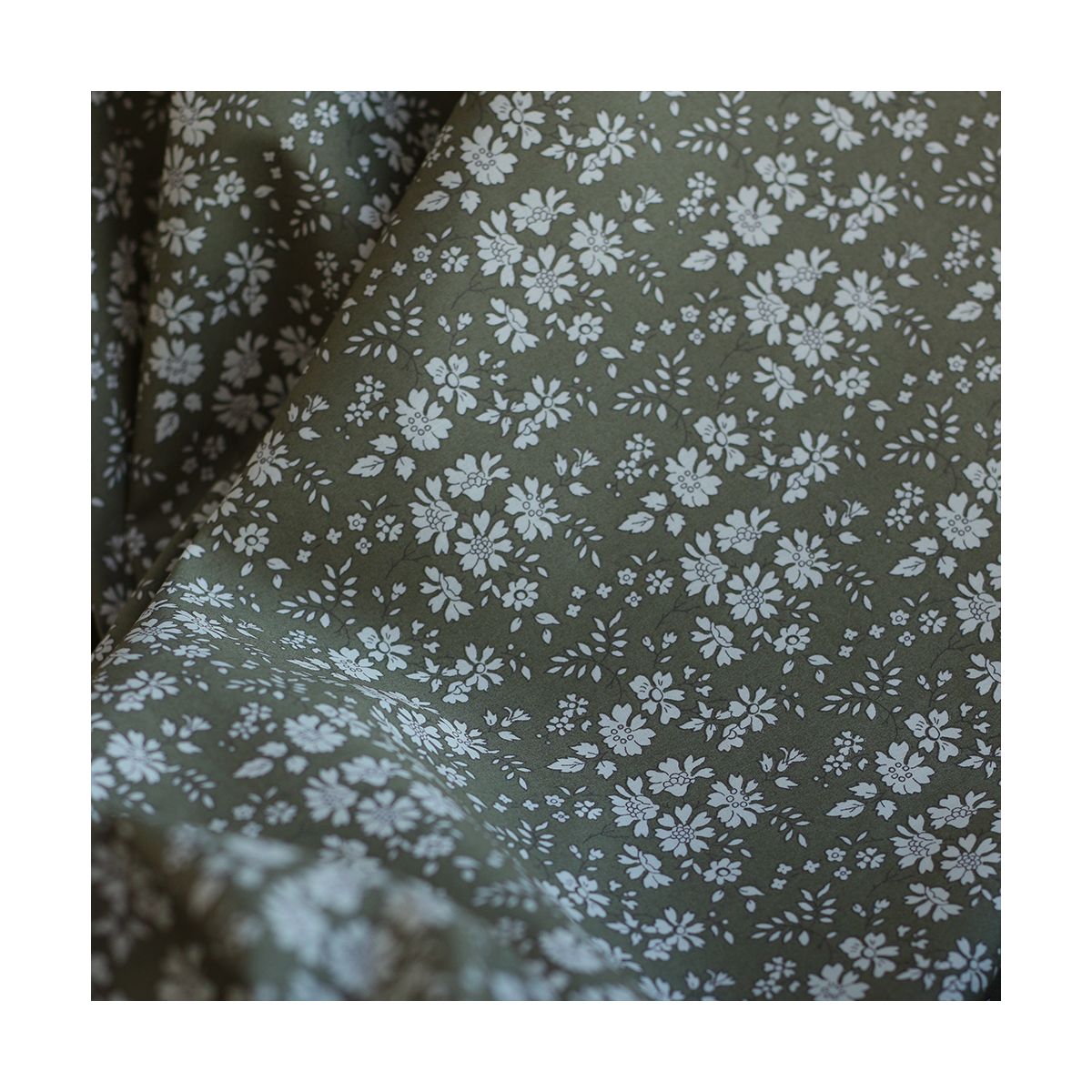 Liberty Tana Lawn® Capel kaki