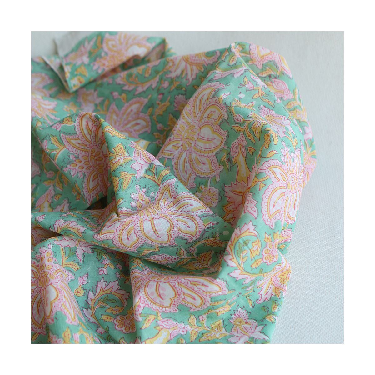 Nalini - Tissu indien en coton imprimé main Hand Block Artisanal Nalini - Tissu indien en coton imprimé main Hand Block Artisanal