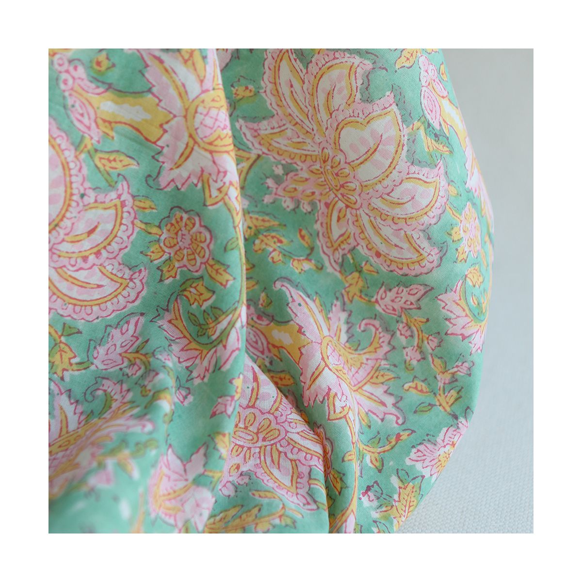 Nalini - Tissu indien en coton imprimé main Hand Block Artisanal Nalini - Tissu indien en coton imprimé main Hand Block Artisanal