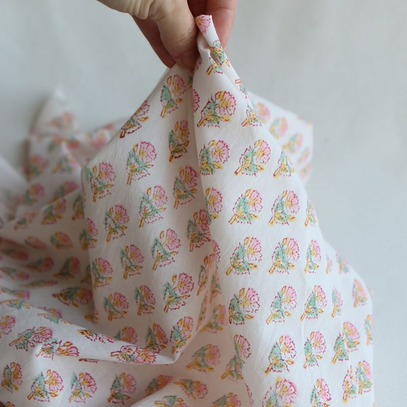 Nalini B - Tissu indien en coton imprimé main Hand Block Artisanal