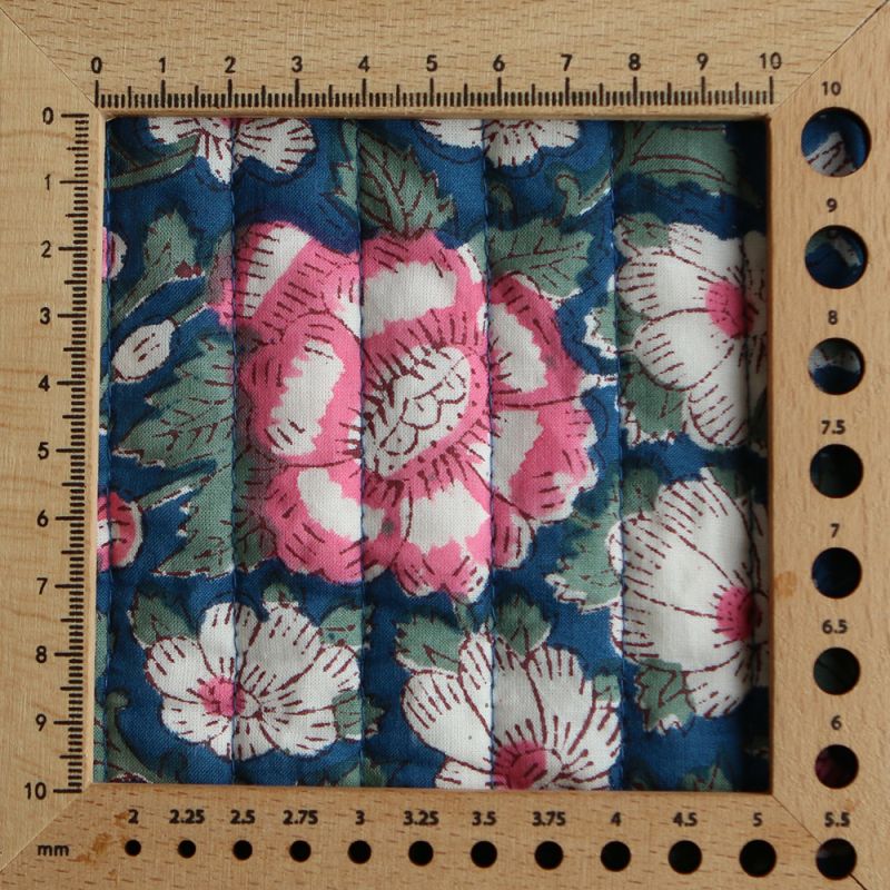 Neha - Tissu indien matelassé double face coton hand block largeur 100cm
