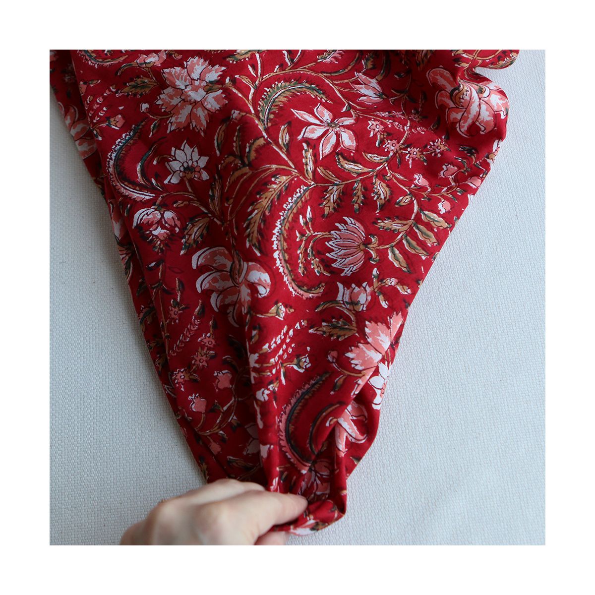 Chandra - Tissu indien en coton imprimé main Hand Block Artisanal Chandra - Tissu indien en coton imprimé main Hand Block Artisanal