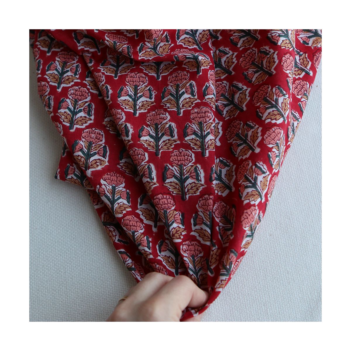 Chandra B - Tissu indien en coton imprimé main Hand Block Artisanal Chandra B - Tissu indien en coton imprimé main Hand Block Artisanal