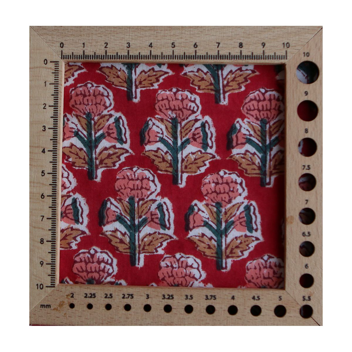 Chandra B - Tissu indien en coton imprimé main Hand Block Artisanal Chandra B - Tissu indien en coton imprimé main Hand Block Artisanal
