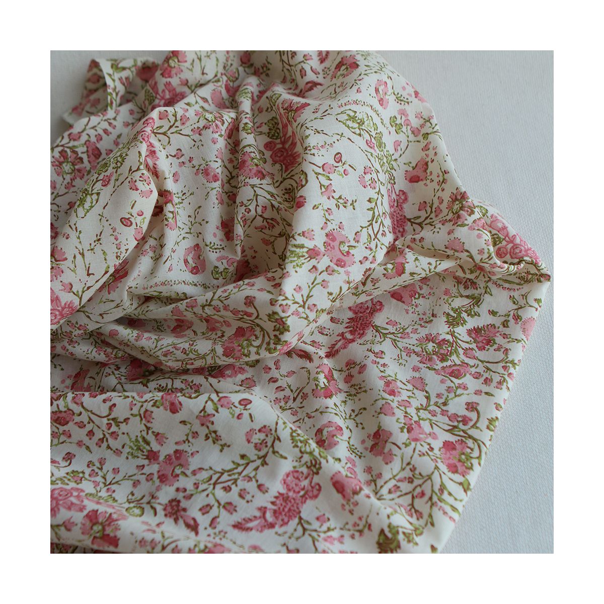 Karishma - Tissu indien en coton imprimé main Hand Block Artisanal Karishma - Tissu indien en coton imprimé main Hand Block Artisanal