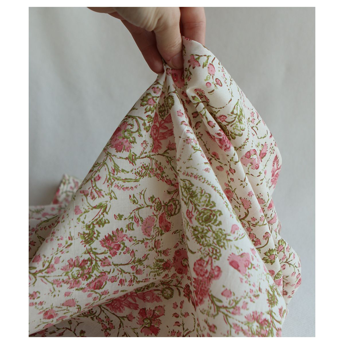 Karishma - Tissu indien en coton imprimé main Hand Block Artisanal Karishma - Tissu indien en coton imprimé main Hand Block Artisanal