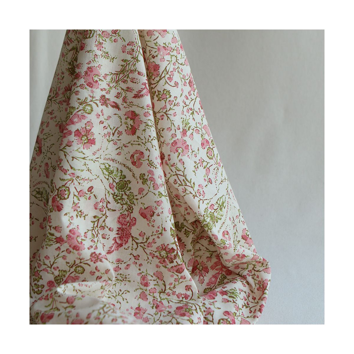 Karishma - Tissu indien en coton imprimé main Hand Block Artisanal Karishma - Tissu indien en coton imprimé main Hand Block Artisanal