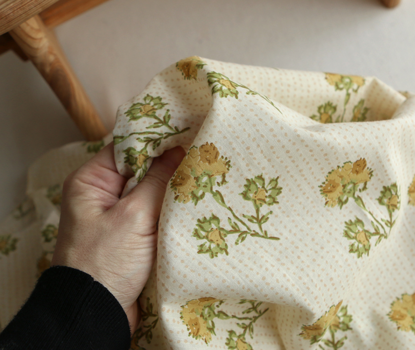 Karishma jaune B - Tissu indien en coton imprimé main Hand Block Artisanal