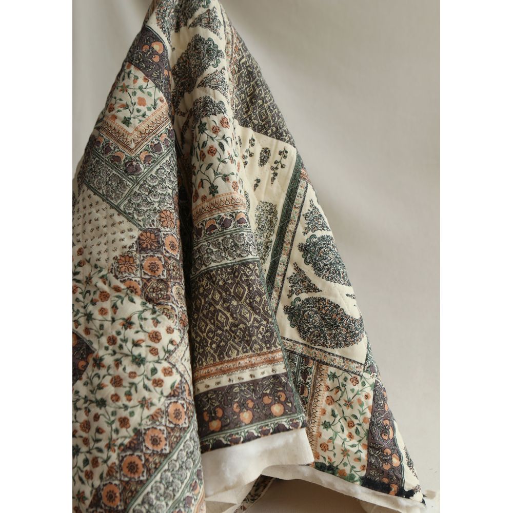 Riya - Tissu indien matelassé double face coton hand block largeur 100cm