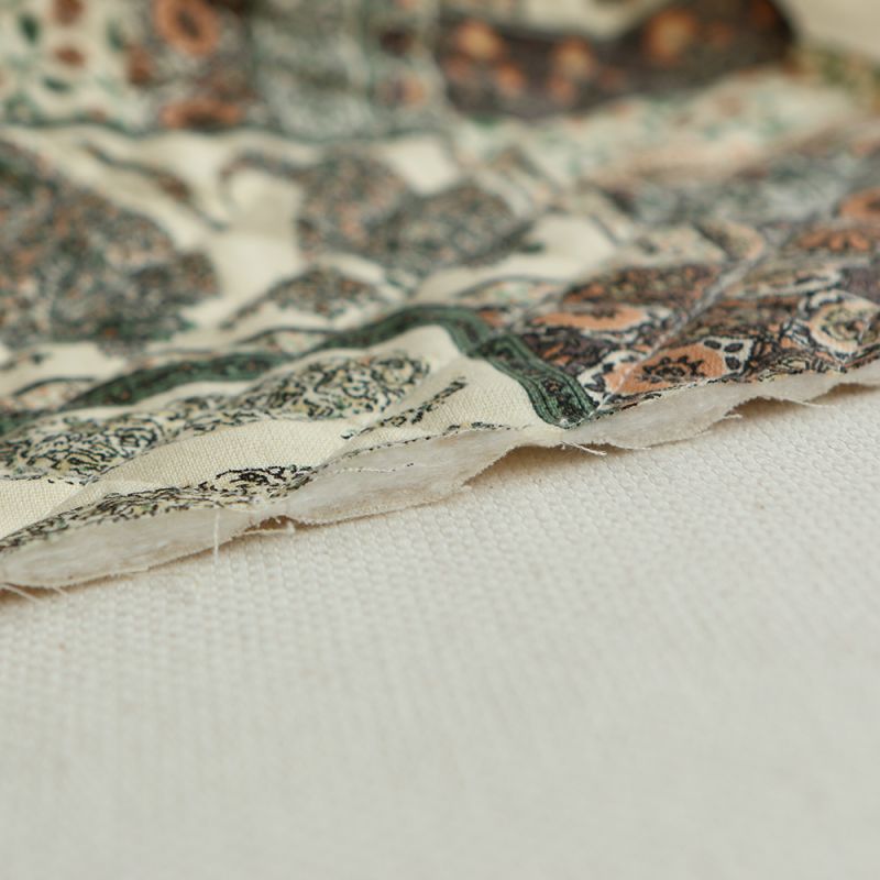 Riya - Tissu indien matelassé double face coton hand block largeur 100cm