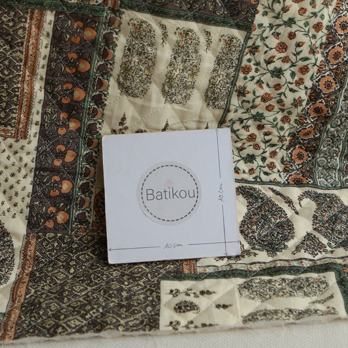 Riya - Tissu indien matelassé double face patchwork et naturel chiné
