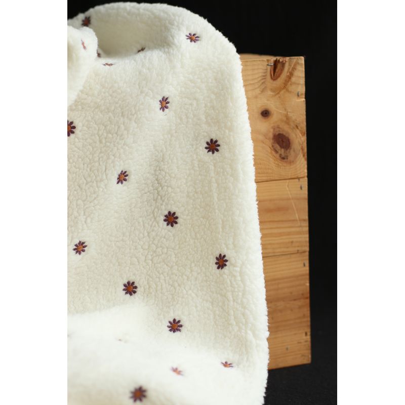 copy of Teddy / moumoute bouclé fond crème motif coeurs bordeaux