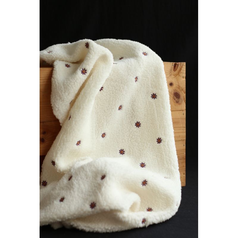 copy of Teddy / moumoute bouclé fond crème motif coeurs bordeaux