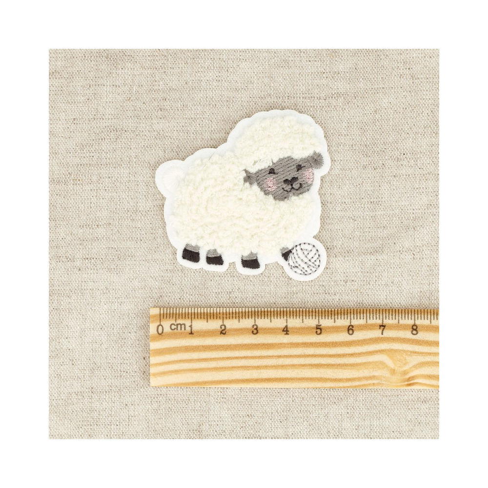 Ecusson mouton bouclettes thermocollant sans couture 5cm