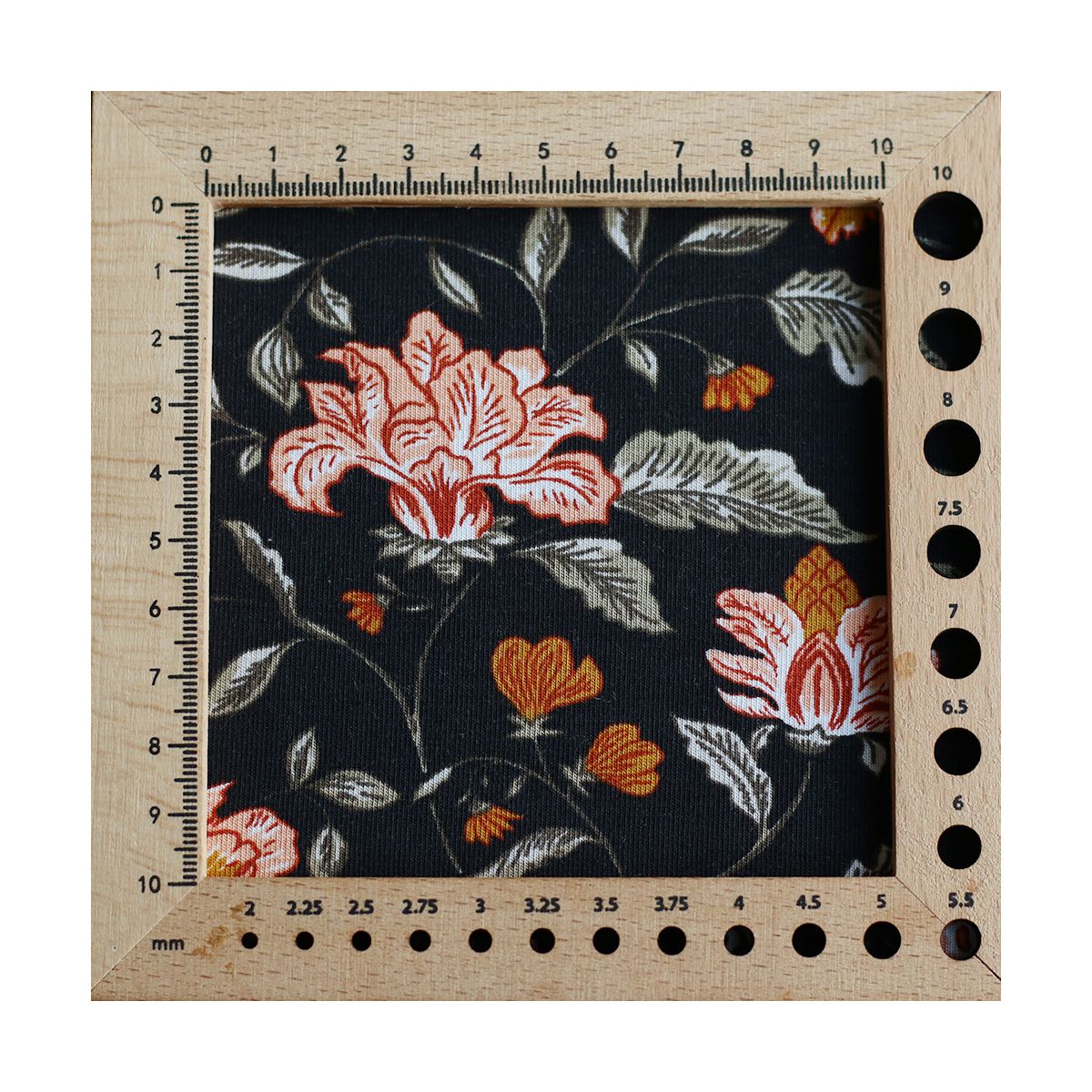 Jersey bambou coton à motif fleuri automne fond noir