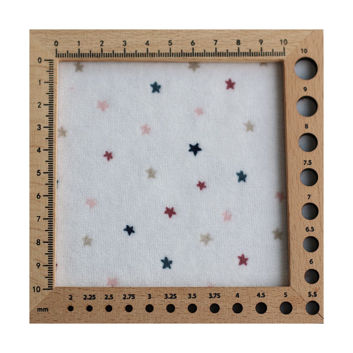 Stars - Velours de coton Nicky fond blanc lait motif étoiles