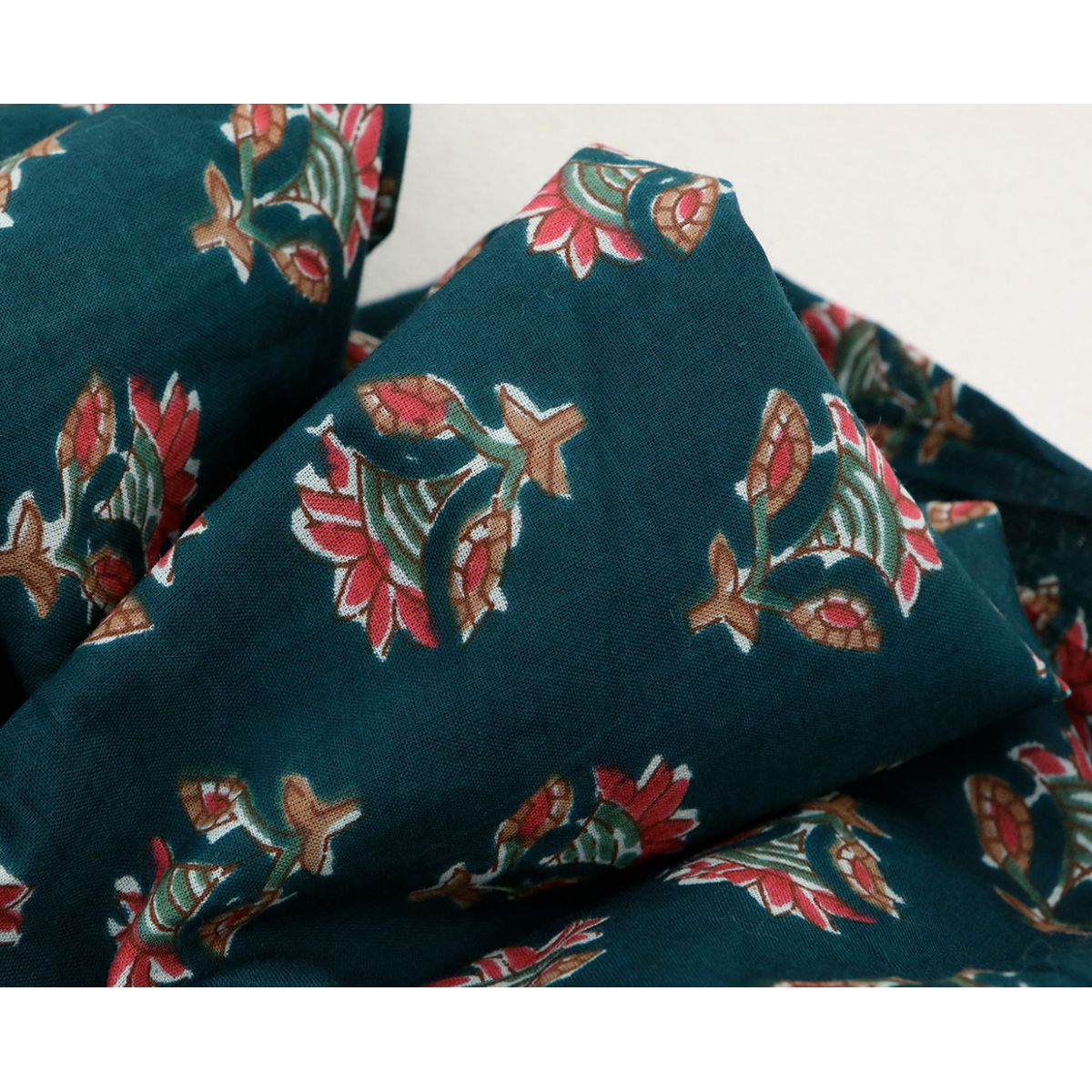 Tissu indien coton hand block traditionnel bleu canard Tissu indien coton hand block traditionnel bleu canard