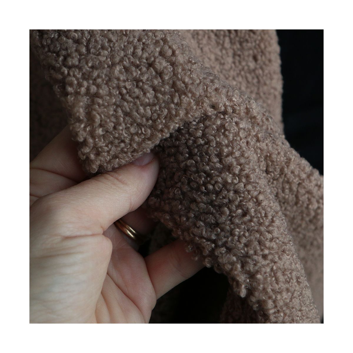 Dolly - Teddy / moumoute sherpa bouclettes taupe clair Dolly - Teddy / moumoute sherpa bouclettes taupe clair