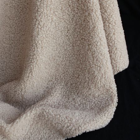 Dolly - Teddy / moumoute sherpa bouclettes crème Dolly - Teddy / moumoute sherpa bouclettes crème