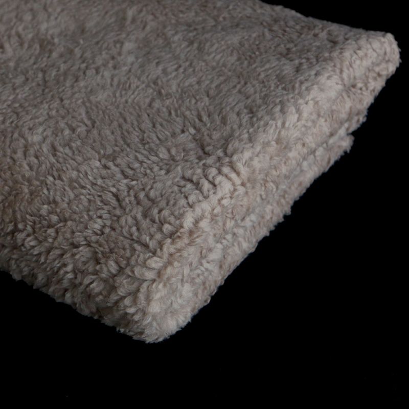 Colby - Fausse fourrure / Moumoute / Sherpa de coton taupe clair