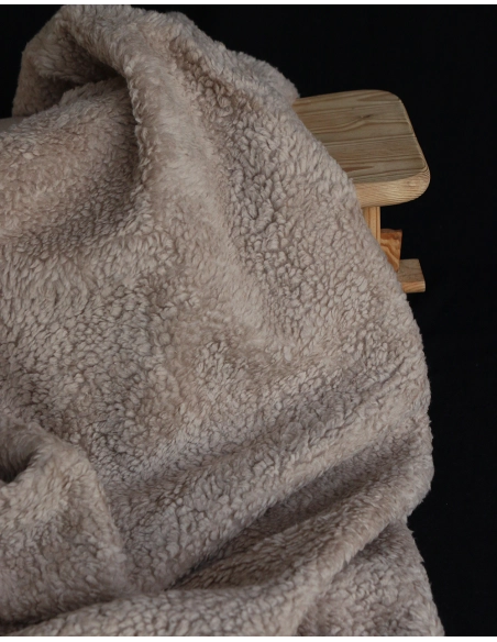 Colby - Fausse fourrure / Moumoute / Sherpa de coton taupe clair