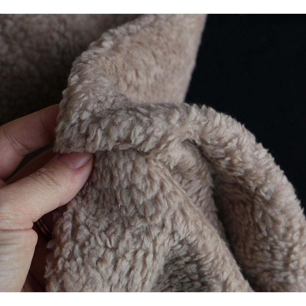 Colby - Fausse fourrure / Moumoute / Sherpa de coton taupe clair