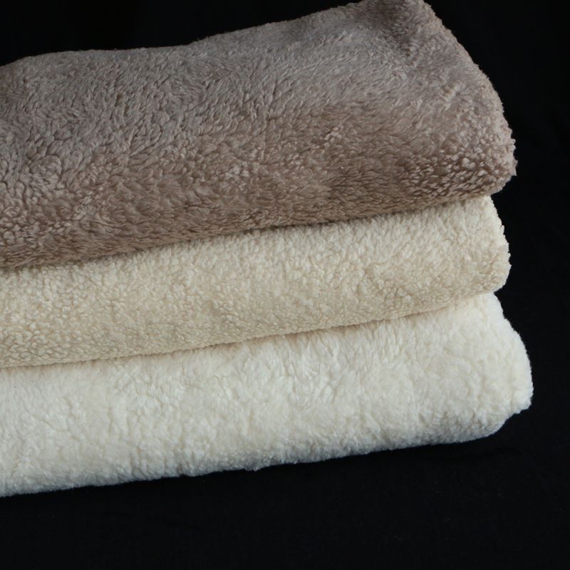 Colby - Fausse fourrure / Moumoute / Sherpa de coton taupe clair