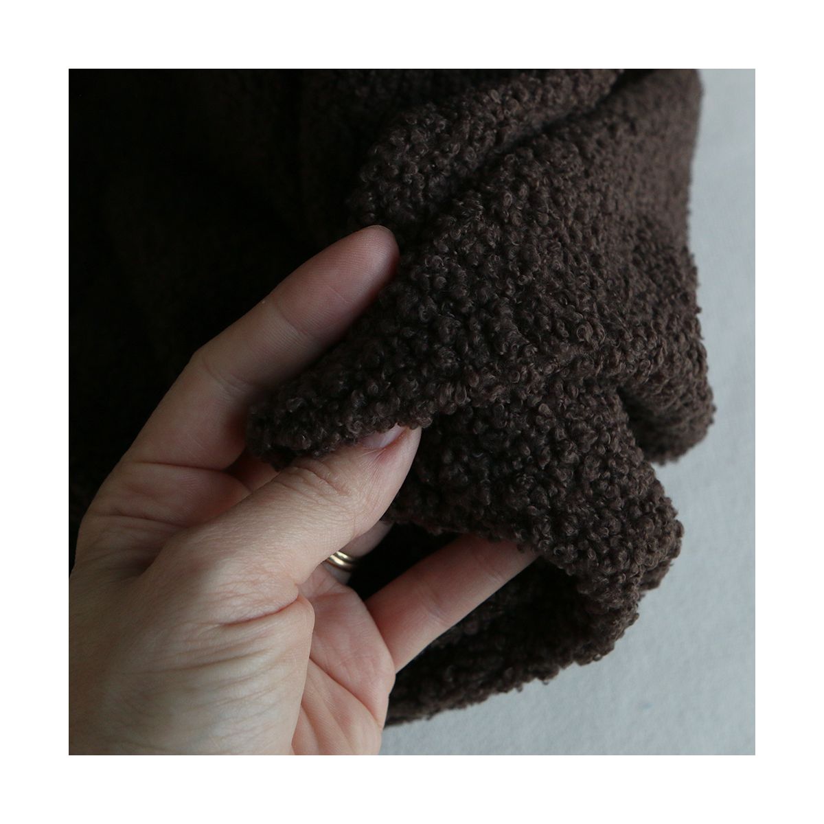 Dolly - Teddy / moumoute sherpa bouclettes chocolat Dolly - Teddy / moumoute sherpa bouclettes chocolat