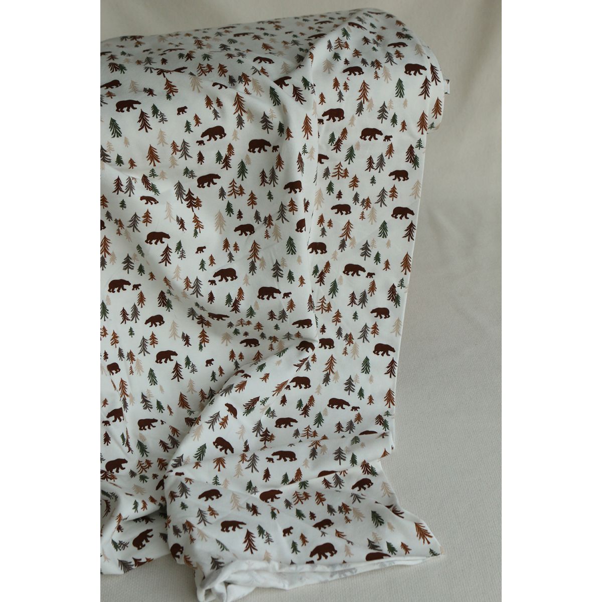 Jersey coton à motif forêt ours brun