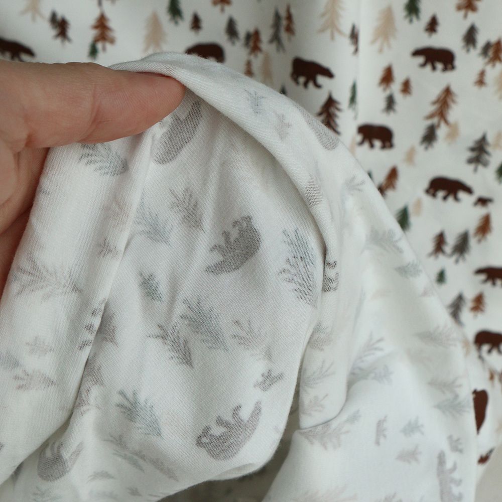 Jersey coton à motif forêt ours brun