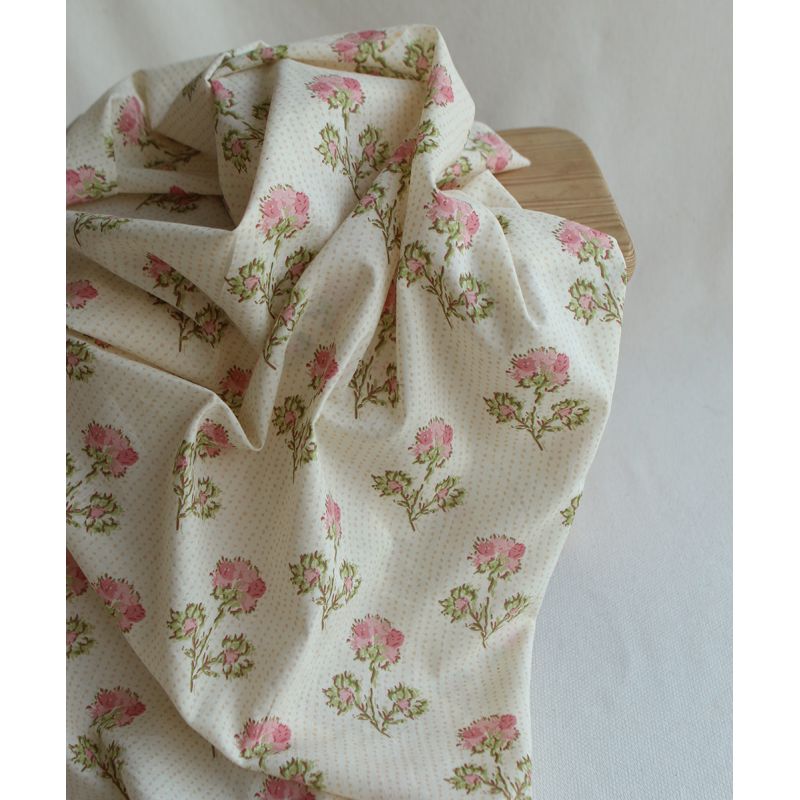 Karishma rose B- Tissu indien en coton imprimé main Hand Block Artisanal