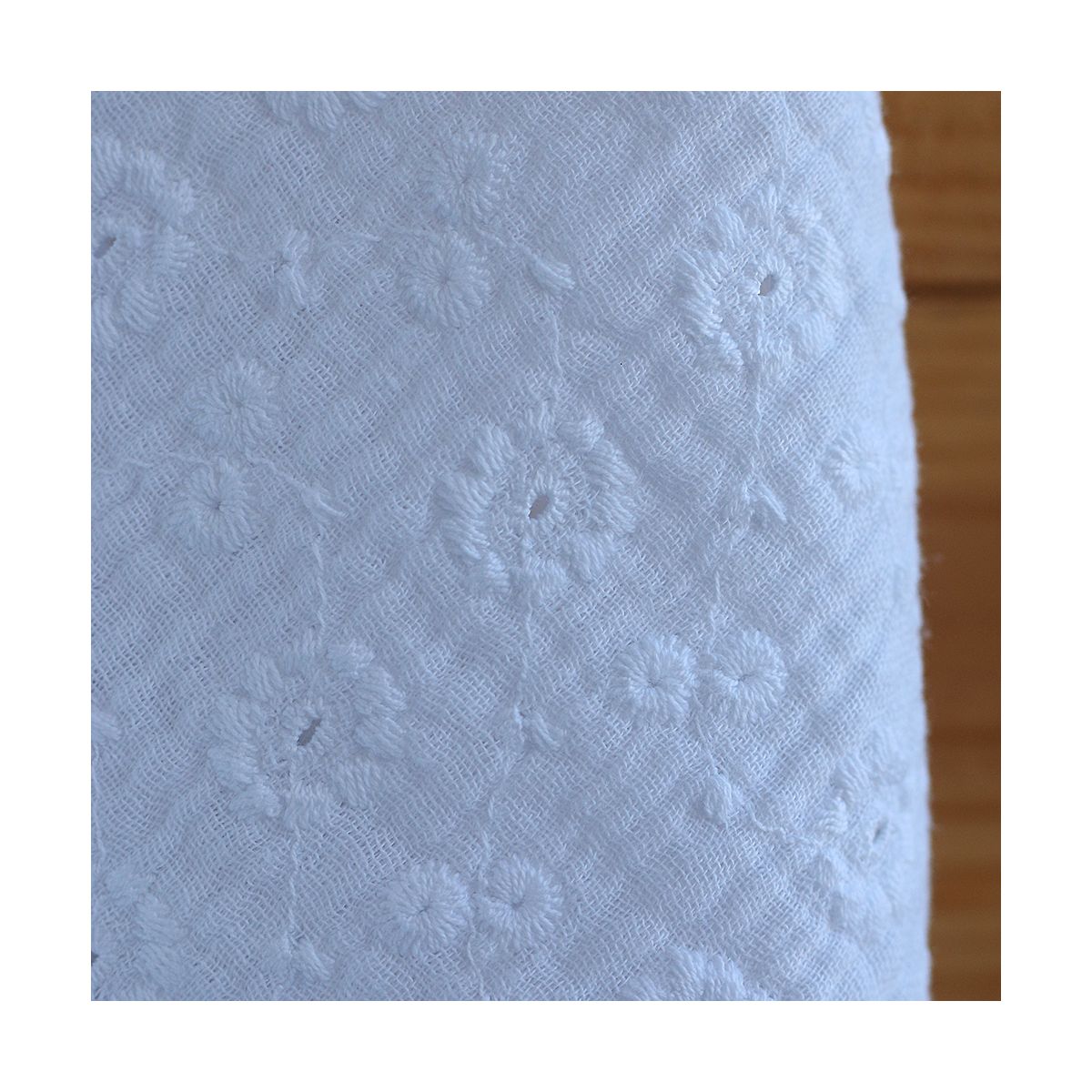 Double gaze de coton Suzy brodée coloris blanc