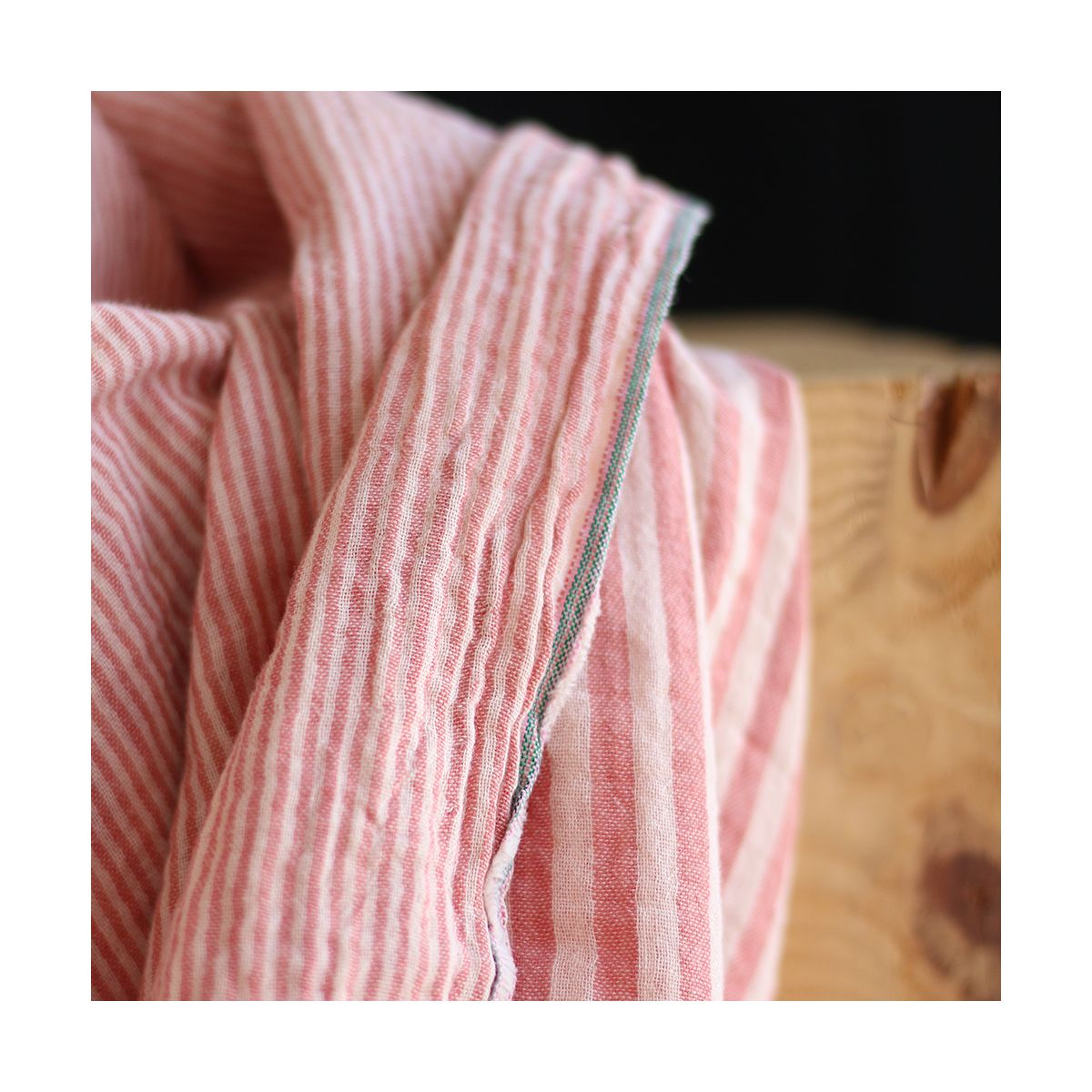 Double gaze de coton réversible rayures corail Double gaze de coton réversible rayures corail