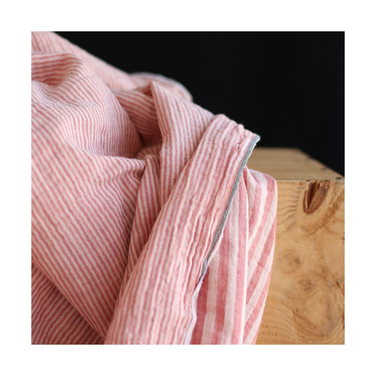 Double gaze de coton réversible rayures corail Double gaze de coton réversible rayures corail