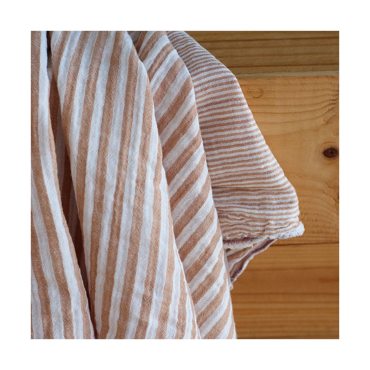 Double gaze de coton réversible rayures caramel Double gaze de coton réversible rayures caramel