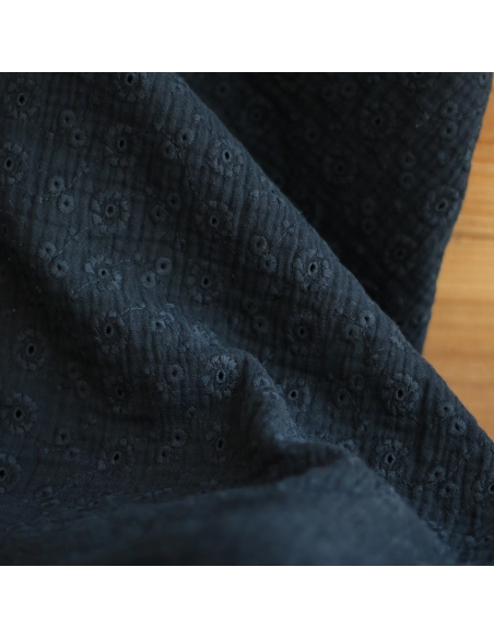 Double gaze de coton Suzy brodée coloris noir