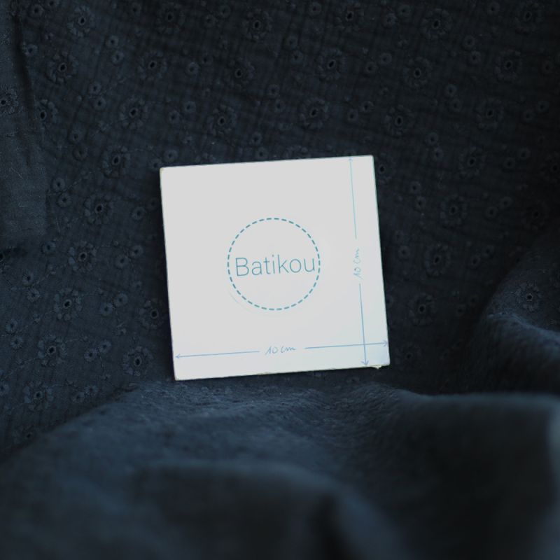 Double gaze de coton Suzy brodée coloris noir