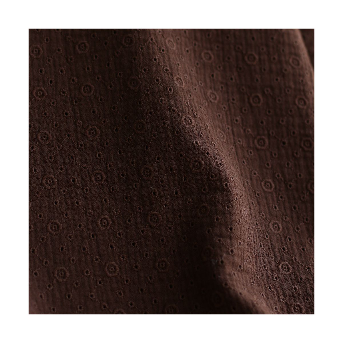 Double gaze de coton Suzy brodée coloris marron Double gaze de coton Suzy brodée coloris marron