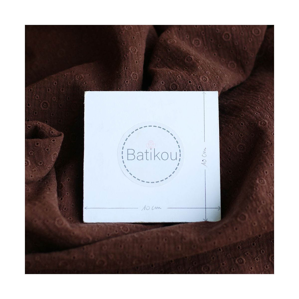 Double gaze de coton Suzy brodée coloris marron Double gaze de coton Suzy brodée coloris marron