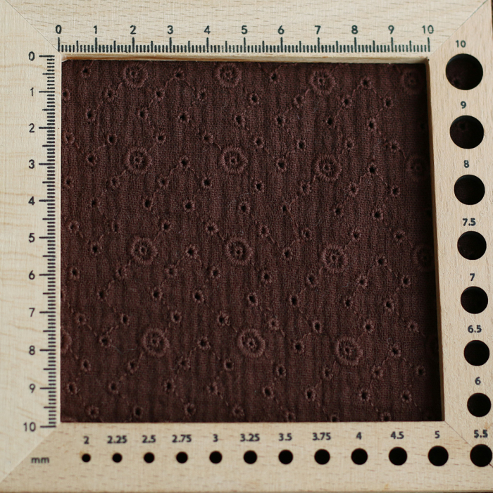 Double gaze de coton Suzy brodée coloris marron