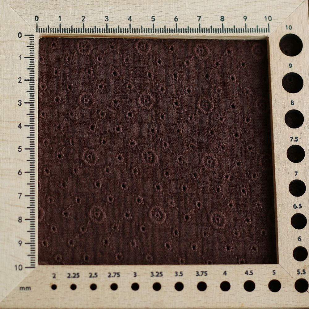 Double gaze de coton Suzy brodée coloris marron