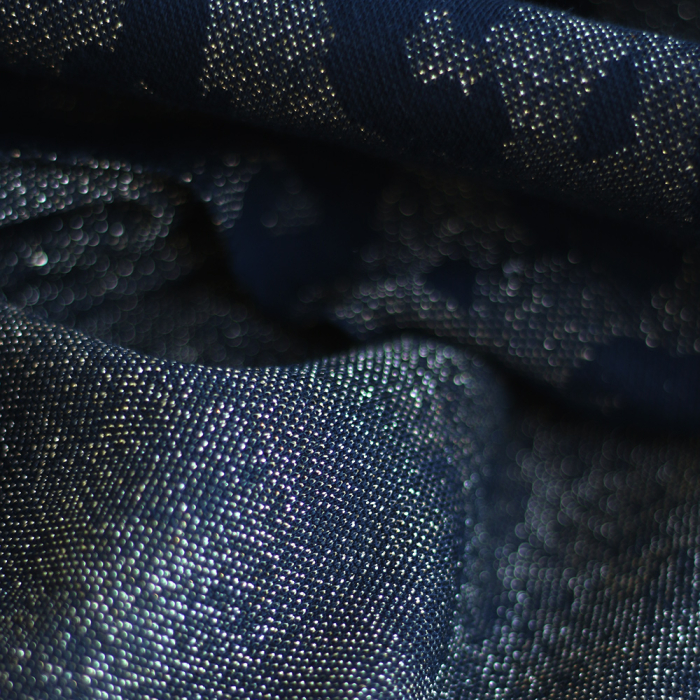 Jersey jacquard à motif graou ton sur ton bleu marine doré