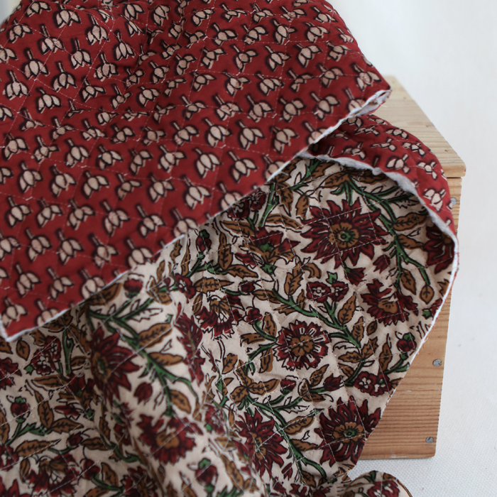 Mira - Tissu indien matelassé double face coton hand block teal largeur 100cm