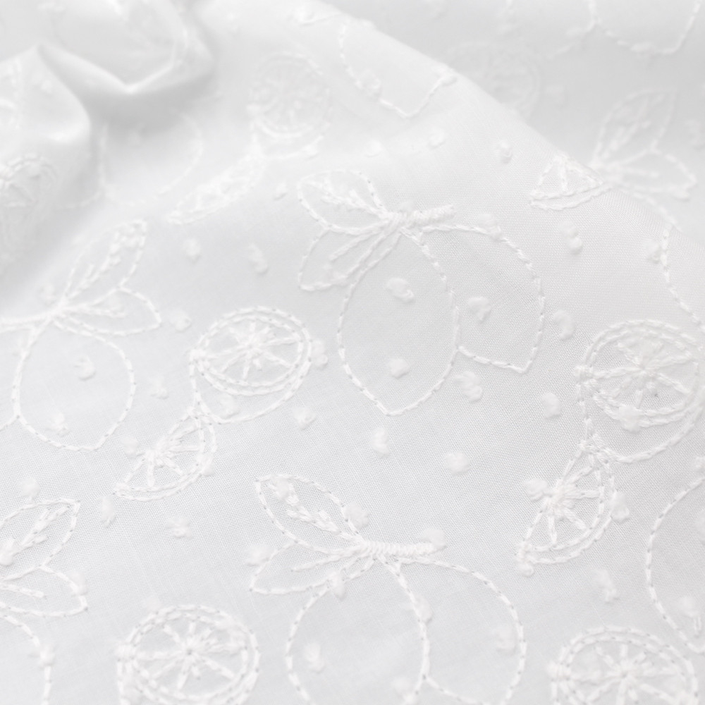 Broderie anglaise coton coloris ivoire Broderie anglaise coton coloris ivoire