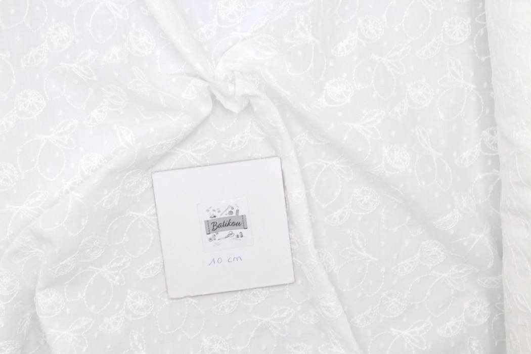 Broderie anglaise coton coloris ivoire