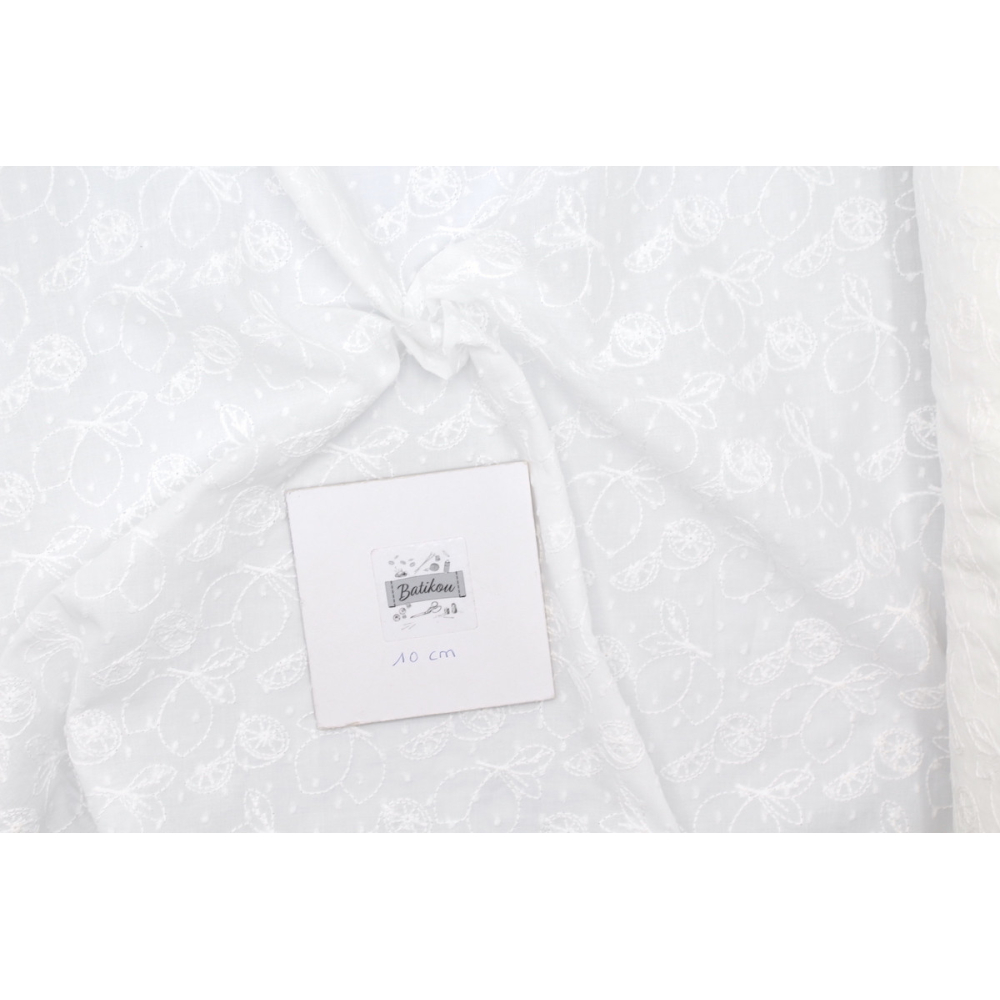 Broderie anglaise coton coloris ivoire Broderie anglaise coton coloris ivoire